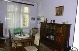 Casa 110 mp, teren 70 mp, zona centrala!