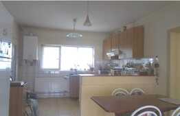 Vanzare casa cu 190 mp, 840 mp de teren, front 30 ml, zona Raiffeisen Bank!