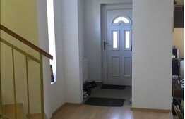 Vanzare casa cu 190 mp, 840 mp de teren, front 30 ml, zona Raiffeisen Bank!