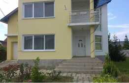 Vanzare casa cu 190 mp, 840 mp de teren, front 30 ml, zona Raiffeisen Bank!