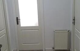 Apartament cu 1 camera, 37 mp, etajul 3, balcon, zona Florilor