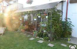 Duplex de vanzare, 120 mp utili, gradina 220 mp, garaj, zona Floresti!