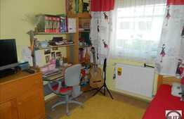 Duplex de vanzare, 120 mp utili, gradina 220 mp, garaj, zona Floresti!