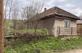 Teren intravilan 2.600 mp + casă, Zonă liniștită, Vultureni / acces din Chinteni