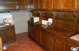 De inchiriat 4 camere, 130 mp in zona Pietei Unirii. Loc de parcare inclus!