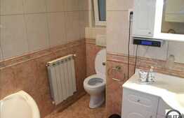 De inchiriat 4 camere, 130 mp in zona Pietei Unirii. Loc de parcare inclus!