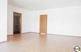 Vanzare parte de duplex, 173 mp utili, teren 349 mp, front 20 ml, cu garaj