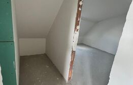 Apartament cu 3 camere, 71 mp, terasa 22 mp, zona Cetatii