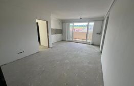 Apartament cu 3 camere, 71 mp, terasa 22 mp, zona Cetatii