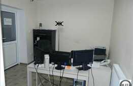 Casa cu 11 camere, 400 mp, teren 450 mp, 2 imobile noi, 4 parcari, zona buna!