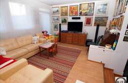 Vanzare casa 215 mp utili, teren 281 mp, front 9 ml, zona linistita de case