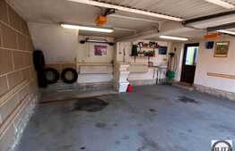 Vanzare casa 215 mp utili, teren 281 mp, front 9 ml, zona linistita de case