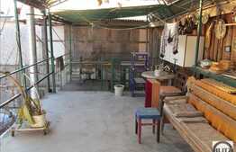 Casa de vanzare, 220 mp, cu teren de 300 mp, zona Kaufland!