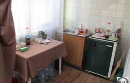 Casa de vanzare, 220 mp, cu teren de 300 mp, zona Kaufland!