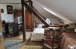 Casa de vanzare, 220 mp, cu teren de 300 mp, zona Kaufland!