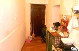 64 mp, 2 camere, la casa/vila in Centru cu parcare in curte