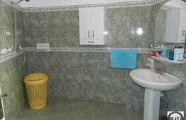 Casa de vanzare, 347 mp utili, teren 500 mp, imobil 2002