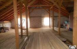 Casa de vanzare, 347 mp utili, teren 500 mp, imobil 2002