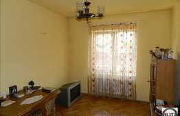 Casa de vanzare, 347 mp utili, teren 500 mp, imobil 2002