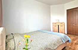 Apartament cu 3 camere, etajul 2, 59 mp, parcare, balcon, zona Florilor