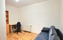 Apartament cu 3 camere, etajul 2, 59 mp, parcare, balcon, zona Florilor