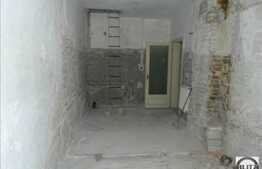 Vanzare casa lipita 135 mp utili, teren 1000 mp, zona de case, mansardabila