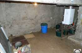 Vanzare casa lipita 135 mp utili, teren 1000 mp, zona de case, mansardabila