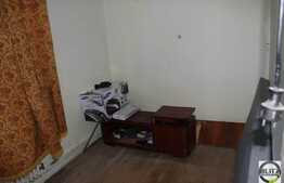 Vanzare casa renovabila/demolabila 87 mp utili, teren 262 mp, front la 2 strazi