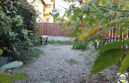 Vanzare casa renovabila/demolabila 87 mp utili, teren 262 mp, front la 2 strazi