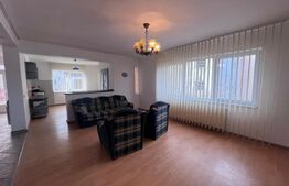 Casa de inchiriat, 7 camere, 230 mp + 415 mp teren, garaj - Gruia