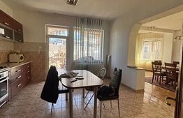 Casa de inchiriat, 8 camere, 800 mp, in Gruia langa stadion CFR