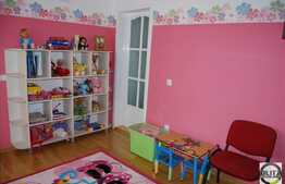 Casa de lux de 200 mp utili, 4 camere, mobilata modern, zona Iulius Mall
