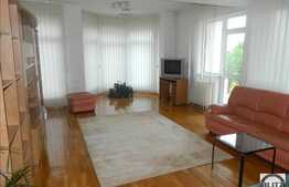 Casa individuala 525 mp utili, 900 mp teren, mobilata utilata zona Hotel Athos