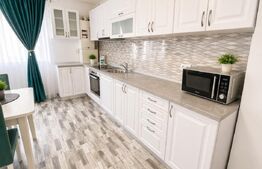 Apartament cu 2 camere, 57,5 mp, la cheie, parcare, zona Vivo