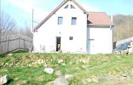 Casa 190 mp, teren 500 mp, partial mobilata, zona linistita