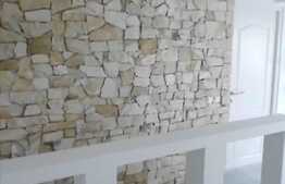 Casa 190 mp, teren 500 mp, partial mobilata, zona linistita