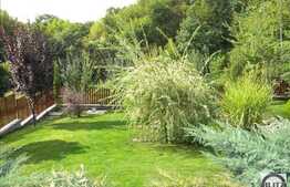 Casa de lux de vanzare, 250 mp utili cu teren 1200 mp!