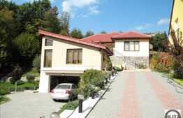 Casa de lux de vanzare, 250 mp utili cu teren 1200 mp!