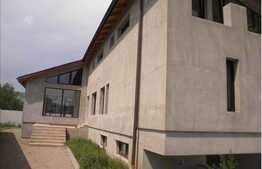 Vanzare casa individuala cu 404 mp, teren 825 mp, zona Avram Iancu!