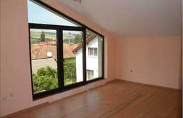 Vanzare casa individuala cu 404 mp, teren 825 mp, zona Avram Iancu!