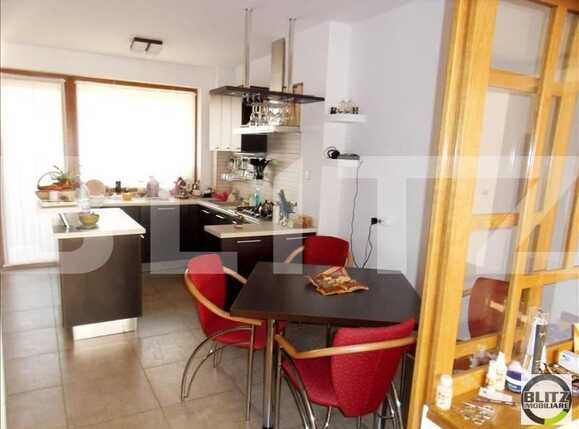 Casa de vânzare 8 camere Gheorgheni - 19338CV | BLITZ Cluj-Napoca | Poza4