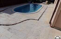 Casa individuala, 200 mp, teren 950 mp, piscina. Locatie linistita!