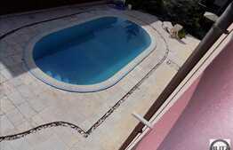 Casa individuala, 200 mp, teren 950 mp, piscina. Locatie linistita!