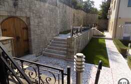 Vila cu 9 camere in locatie unica, design modern, calitate si eleganta!