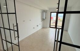 Apartament, decomandat, cu 2 camere - ansamblu nou 2024