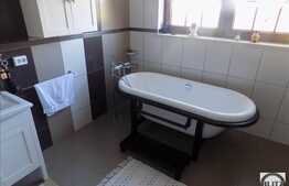 Casa individuala, 300 mp, 2000 mp teren, zona linistita