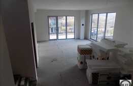 Casa individuala 207 mp, 476 mp teren, in zona linistita de case!