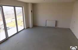 Casa individuala 207 mp, 476 mp teren, in zona linistita de case!