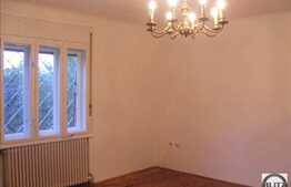 Casa individuala, 5 camere, 300 mp, garaj, zona strazii Republicii