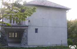 Casa individuala, 5 camere, 300 mp, garaj, zona strazii Republicii